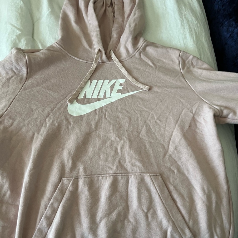 nike hoodie